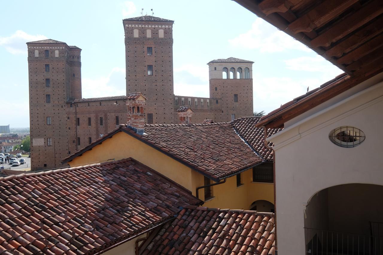 Palazzo Sacco Hostello Fossano Exterior photo
